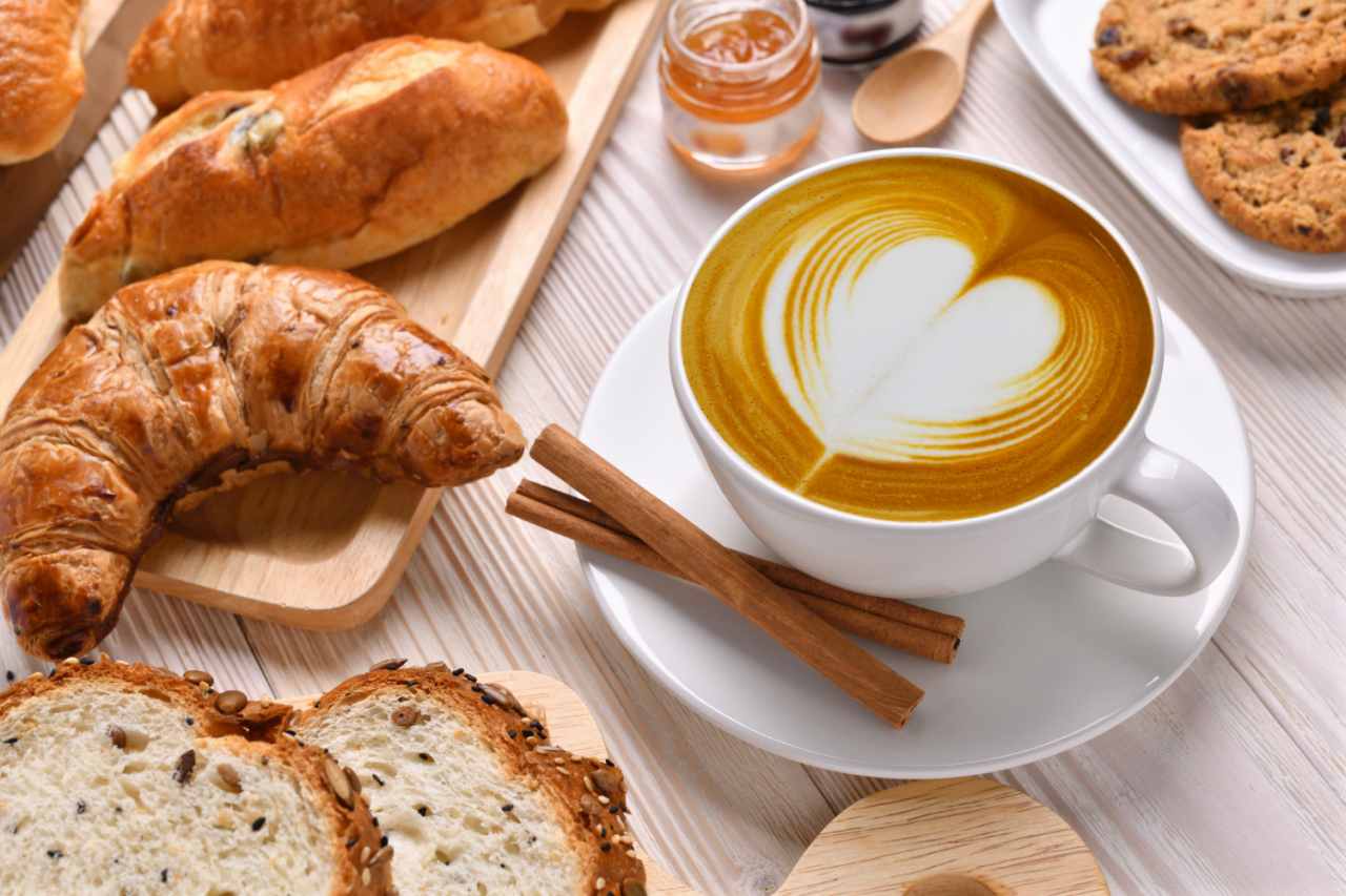Colazione sì o no? La risposta degli esperti che divide sempre di più